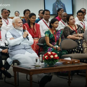 lok-newscom मुद्रा योजना की 10वीं वर्षगांठ पर पीएम मोदी ने लाभार्थियों से बातचीत की, कहा ‘कई सपने हकीकत में बदल गए’